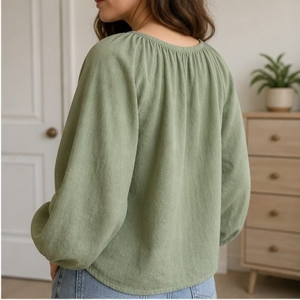 Sage Tunic Blouse - Picture 3 of 6
